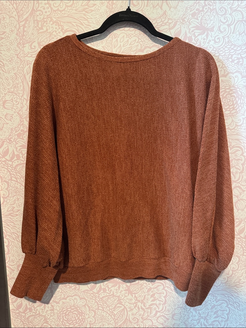 Max Studio Rust Crewneck Sweater with Balloon Sleeves